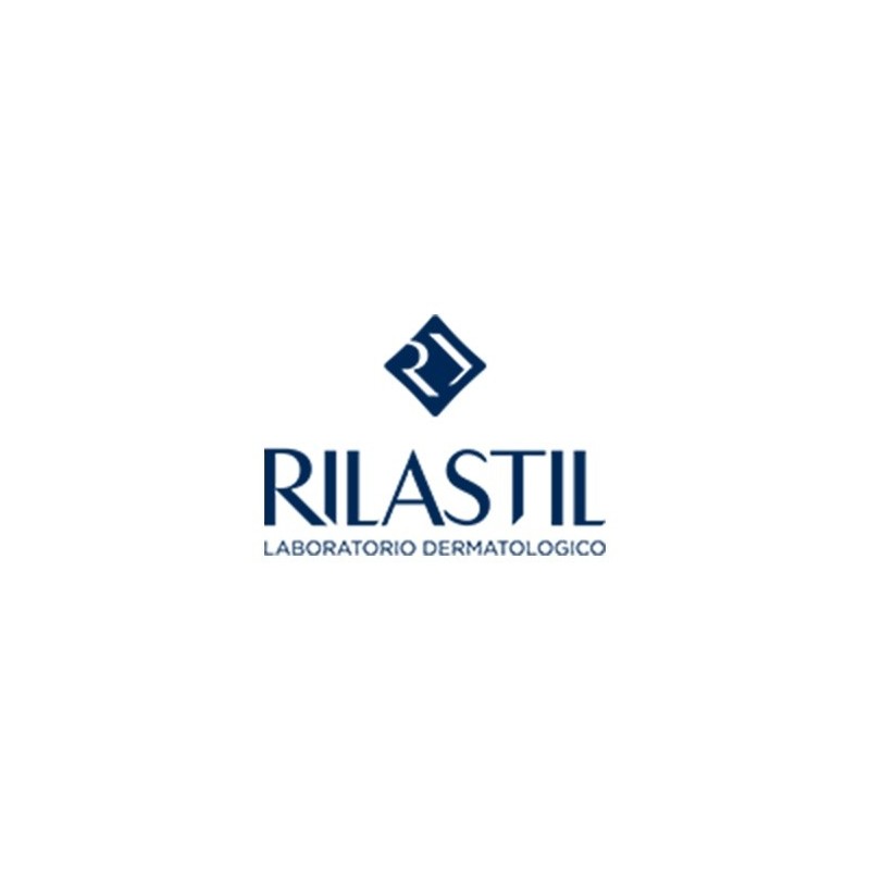 RILASTIL D CLAR COFANETTO 1 RILASTIL D CLAR MICROPEELING 30 ML + 1 RILASTIL D CLAR CREMA DEPIGMENTANTE 40 ML + 1 RILASTIL D CLAR